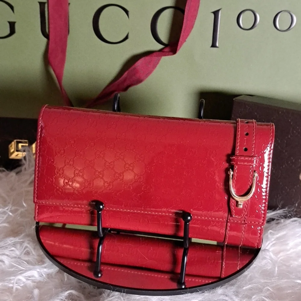 🔥🔥Gucci Guccissima Red Patent Leather Wallet - EUC - Picture 7 of 17